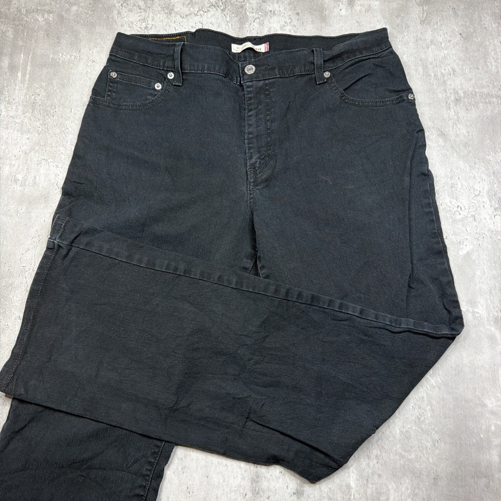 Women's Levi Jeans 550 Black 14M Classic Relaxed Fit Boot Cut Denim Western USA